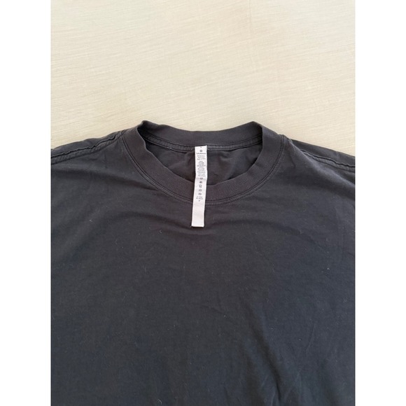 Lululemon All Yours Tee Black Short Sleeve Relaxed Fit Women's - Picture 3 of 8